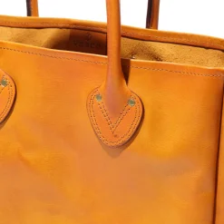 Vasco Vasco<Leather Old Tote Bag Mustard Camel